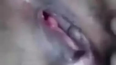 Desi cute teen girl fingering