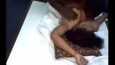 Boss fucks unsatisfied mature aunty in office sex