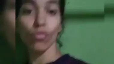 Desi girl making video for lover