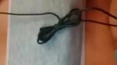 Cute Tamil Girl Showing Boobs Video