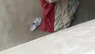 Paki Budda Fucking Own Daughter In Law Caught 2Clip