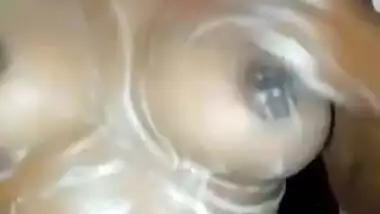 Desi Gf Make Video While Bathing