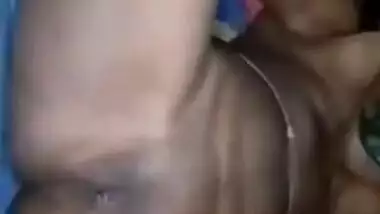 Bangla Bhabi Masturbating With Moaning