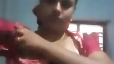 Kerala nude videos – Busty Mallu nude show