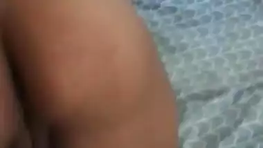 Hot bhabi showing big ass