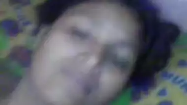 Beautiful Bengali bhabhi seducing her husband...