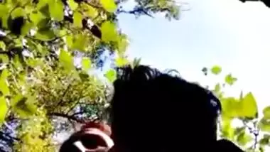 Sexy kolkata couple groping in victoria memorial