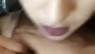 Horny Desi NRI Getting Her Pussy Drilled Then Giving A Nice Blowjob To Her BF