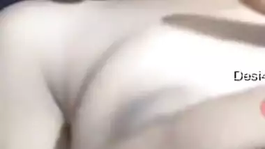 Cute Desi Girl Shows Her Boobs On Video Call