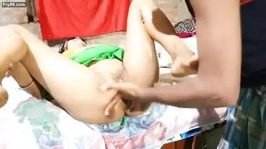 Bengali Riya Ki Bur Me Baingan Dalke Chudai Kiya