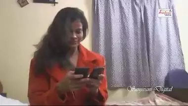 Hot girl bathroom shower & smooch in bollywood sex