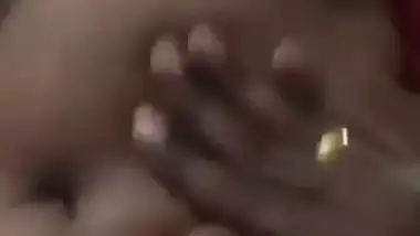 Saree girl boob show to lover and boob press