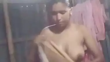 Bangladeshi Girl Leaked Videos Part 1