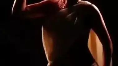 Sexy Kolkata Model artisitic braless Tease