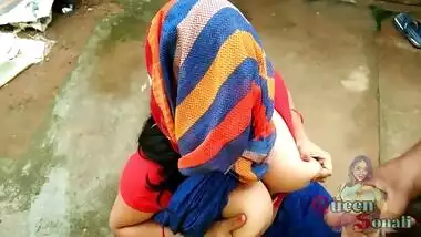 Maid In Blue Saree Suck Owner Dick In Backyad Outdoor He Cum On Her Big Boobs