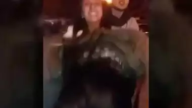 Indian Girls Showing Boobs In Sharechat