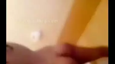 Cute Desi Girl Bathing With Boy friend