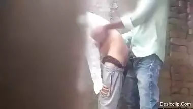Sexy ass gf from noida fucked in abandoned building