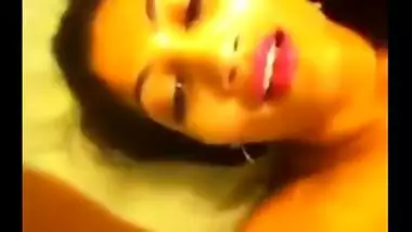 Newly Wed Wife Nude On webcam Teasing her Hubby