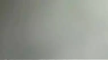 Cheating desi Indian bhabhi gives blowjob before sensual sex