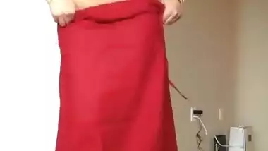 Desi Bhabi Stripping Saree And showing ass