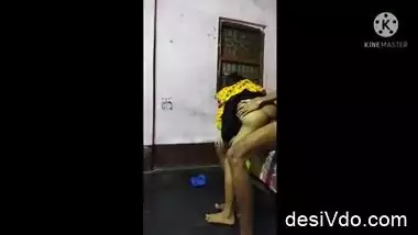 Slim bhabhi in nighty next door unkle