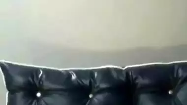 Chennai Desi girl saree stripping on webcam reveals boobs