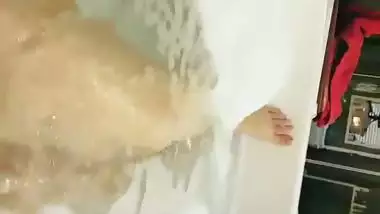 Rabi Pirzada Pakistani Singer Nude Leaks