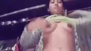 Desi Village Girl One More Clip (Update)
