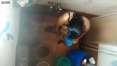 Indian Bhabhi Shaving Pussy – Movies