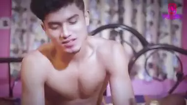 Young Desi XXX babe is bonked by hubby in wedding night MMS video