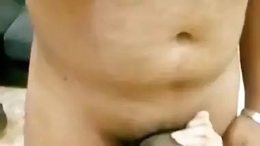 DEsi aunty Suking Husbnds Boss