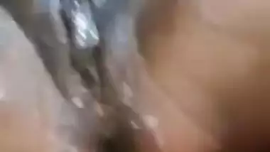 Desi village bhabi nice pussy