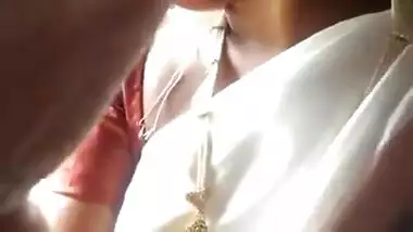 Indian mom showing boobs to festival