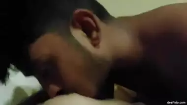 Homely Tamil Ponnu Oyo Gilma Boobs Sucked Tamil Moody Talkings