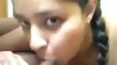 Indian girl taking blowjob video