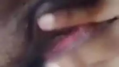Horny Lankan Milf Fingering