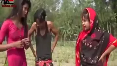 Cute teen show her small boobs on Bengali film