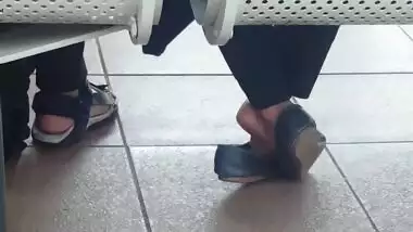 Auntie feet bus station 