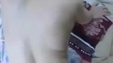 XXX sex is a good way for both man and Desi girl to make MMS video