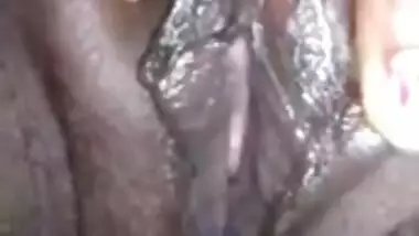Desi Devar playing with bhabhi shaved pussy