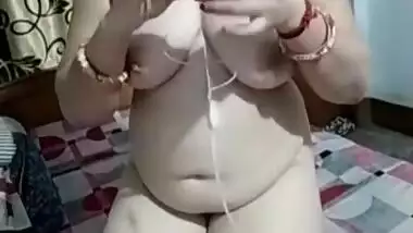 Trapty Bhabhi Face Cam