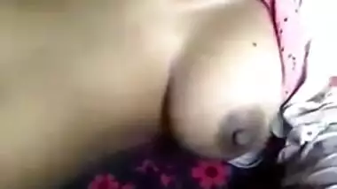 Young Desi model exposes boobies and hair on pubis in solo sex show