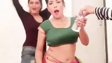 Sharanya Jit Kaur Hot dance in shooting Shot