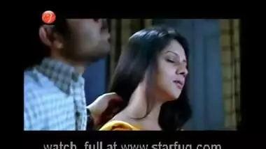 Tamil Couple Funny Kiss