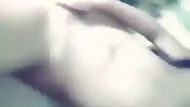 Desi girl fingering