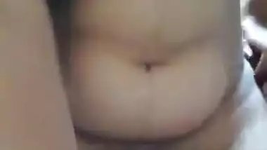 Sexy Hot Desi Wife Shows Her Body for Boy Friend