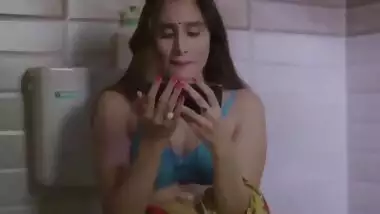 Desi Cute Girl Masturbates. Young Girl in bathroom
