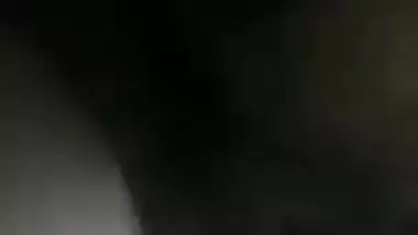 Slim Desi XXX wife shows her big boobs and plays with pussy on cam