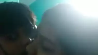 Young Desi woman makes shy man kiss her and film XXX making out